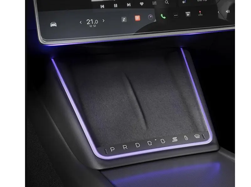 Безжично зареждане със смарт бутон за Tesla Model Y Juniper